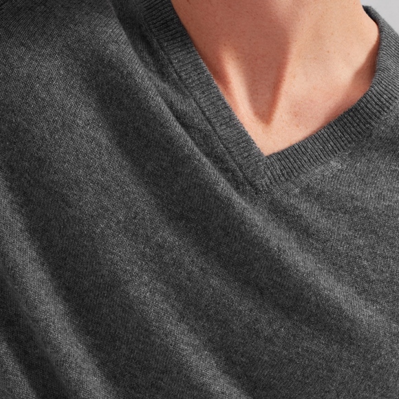 John W. Nordstrom Italian Merino Wool V-Neck - Picture 3 of 5